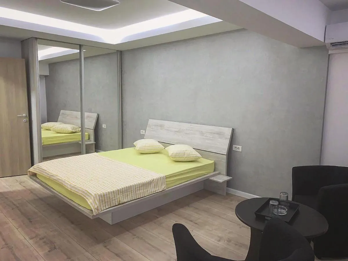 Mega Residance Studios Bucharest 0*,